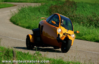 🚨 Le futur est déjà là : une voiture-moto surprenante fait parler d’elle !