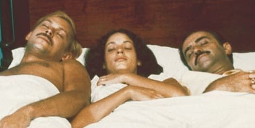 « nous sommes très heureuse avec nos 2 maris chacune » : L’histoire incroyable de ce village va vous choquer