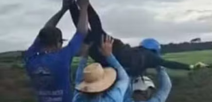 Une femme décède lors d’un saut dans le vide en raison de l’oubli de sa corde de sécurité