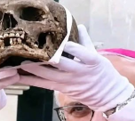 Cette image d’un crâne dans une église choque les internautes, voici la véritable explication