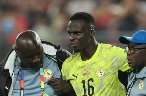 Coup dur pour le Sénégal : Les Lions perdent leur gardien, Édouard Mendy annonce son départ