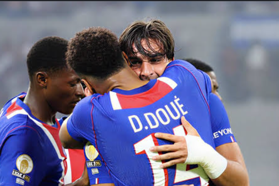 Ligue des Champions : le PSG fait tomber le Barça dans un match complètement fou (4-2)