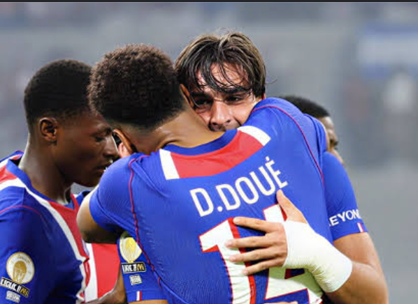 Ligue des Champions : le PSG fait tomber le Barça dans un match complètement fou (4-2)
